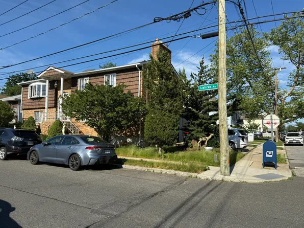311 Lehrer Ave, Elmont, NY 11003