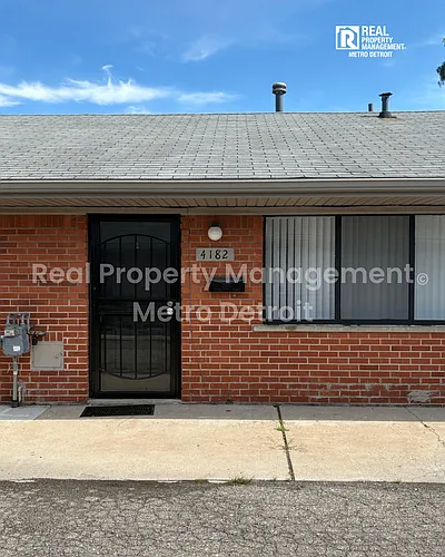 4182 Drouillard St Photo 1