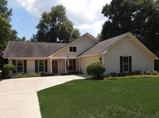5619 Meadowlark Ln, Milton, FL 32570