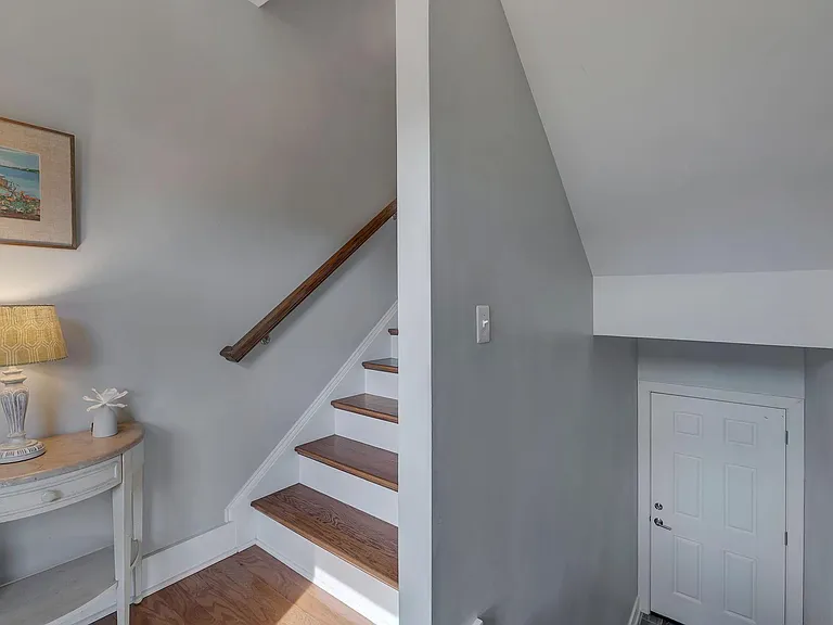 121 Penick Ct — Photo 36
