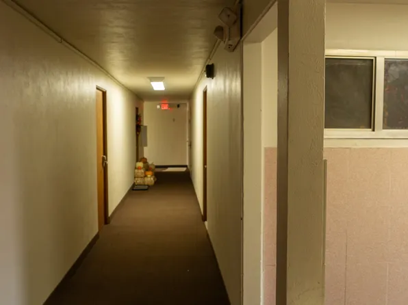 348 Station St APT 7, Bridgeville, PA 15017