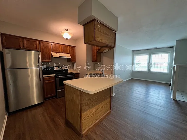 1251 Wyndham Dr #104 — Photo 3