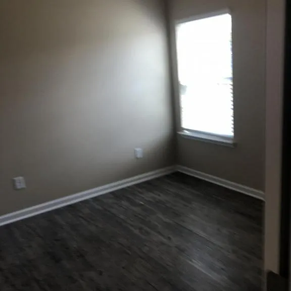 359 Leste Rd — Photo 26