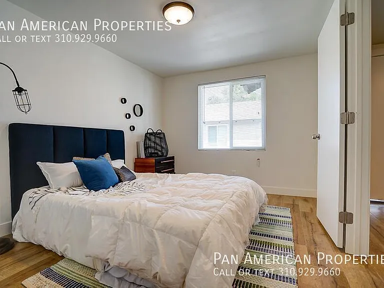 424 E Truslow Ave #15 — Photo 11
