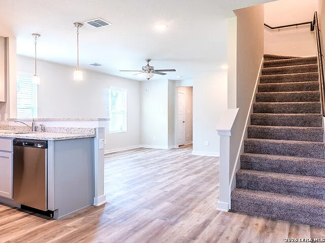 172 Bonnie Bnd — Photo 9