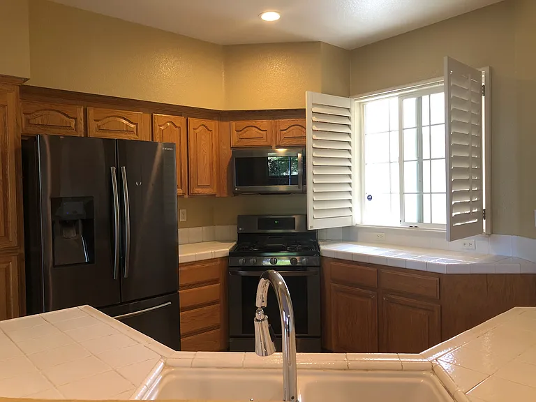 7317 Croy Ln — Photo 6
