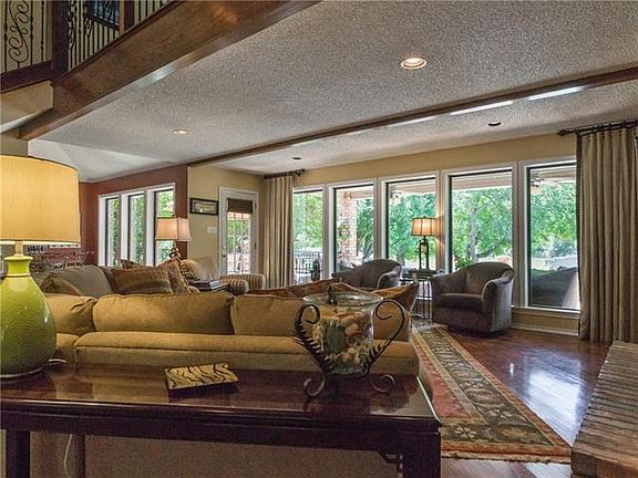 2nd image of 9021 Westwood Shores Dr