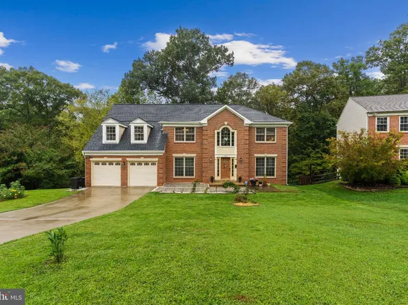 6832 Compton Heights Cir, Clifton, VA 20124