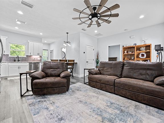 5th image of 10665 SW 52nd Ter