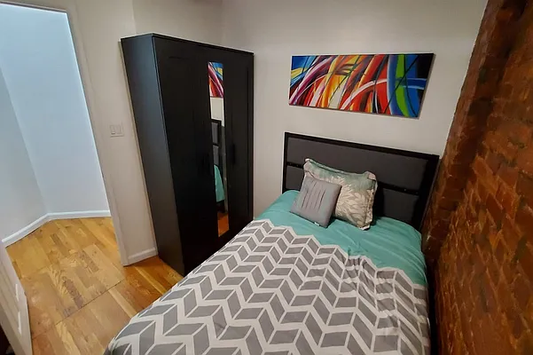 Rented by GPS Realty NYC | media 45