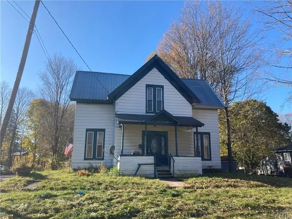 25 Champion St, Carthage, NY 13619