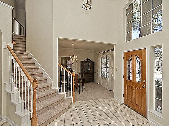 4th image of 608 Lakewood Dr