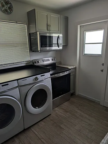 1201 Orange Ave Photo 1
