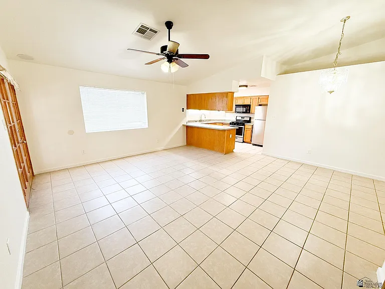 3016 W 24th Pl — Photo 7