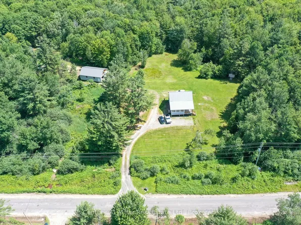 1028 Medora Lake Rd, Muskoka Lakes, ON P0B 1K0