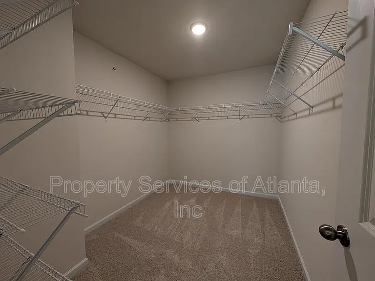 1354 Willow Brook Cir — Photo 14