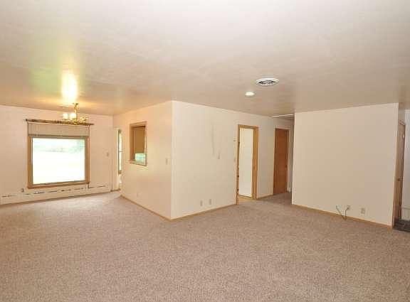 4th image of 4625 N Parkside Dr