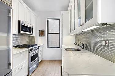 Sold by AAU Real Estate Advisors