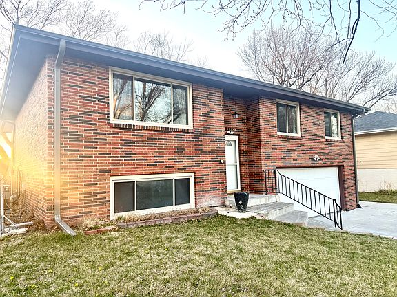 2nd image of 5539 Stonecliffe Dr