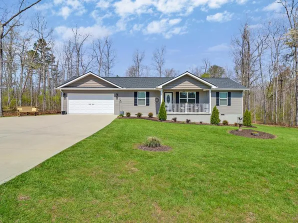 203 Nehasane Ln, Crossville, TN 38572
