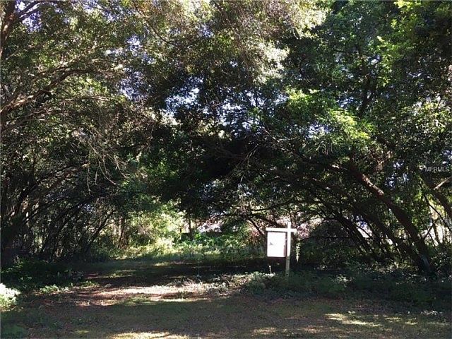 2nd image of 2112 Canter Woods Ln
