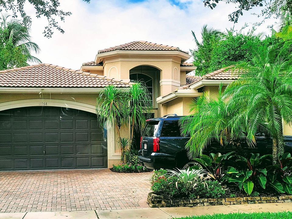 Home For Sale In Saturnia