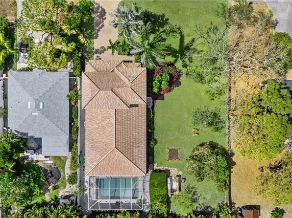 102nd Ave N, NAPLES, FL 34108