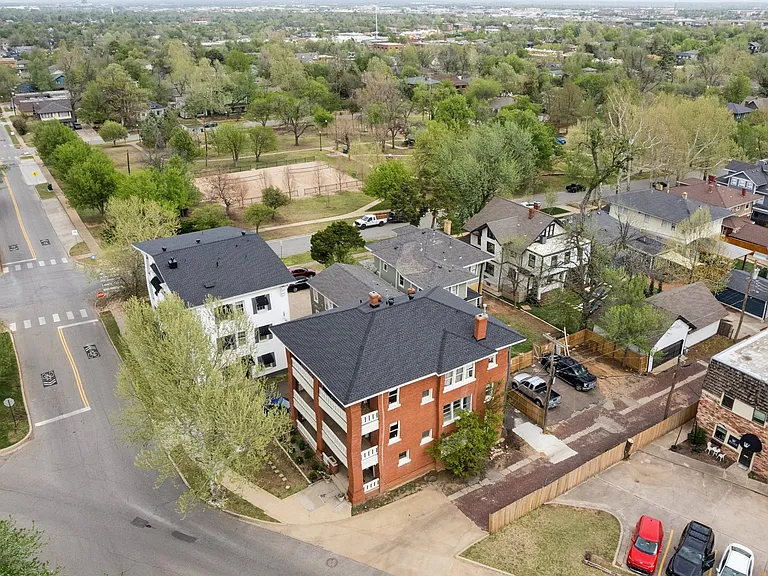 1814 N Shartel Ave #2 — Photo 3