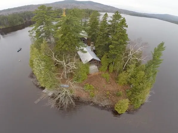 14 Innisfree Road, Parlin Pond Twp, ME 04945