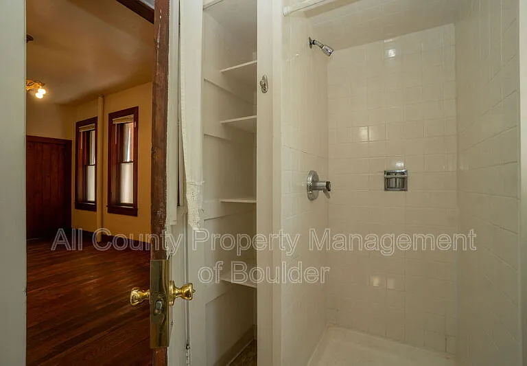 2408 8th St #4 — Photo 11