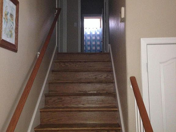 3rd image of 9146 W Paradise Ln
