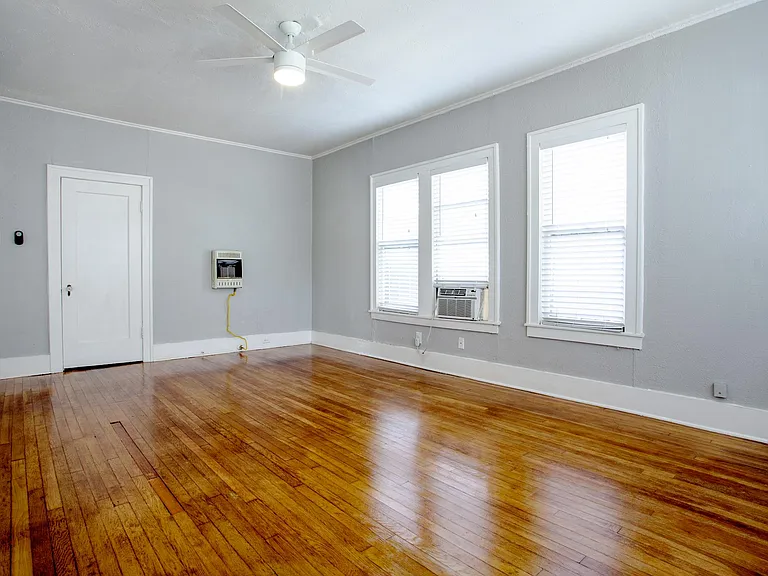 121 E Norwood Ct #1 — Photo 9
