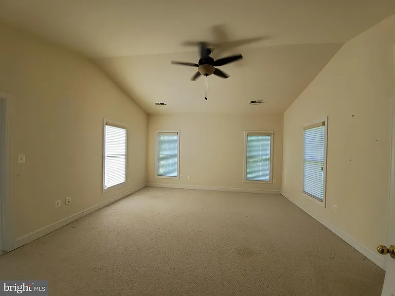 3301 Buckley St — Photo 25
