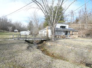 219 Mills Branch Rd, Olive Hill, KY 41164