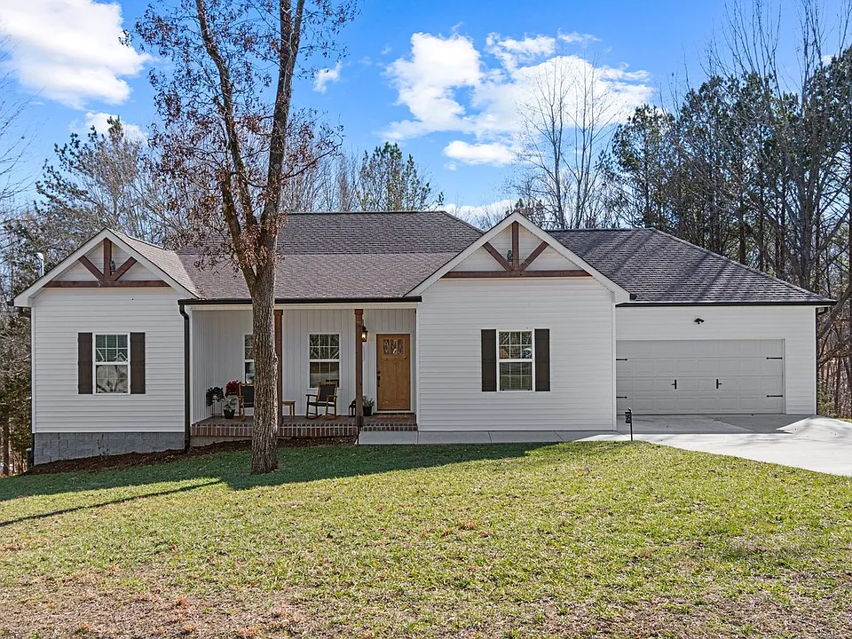 18 Shady Cove Ln