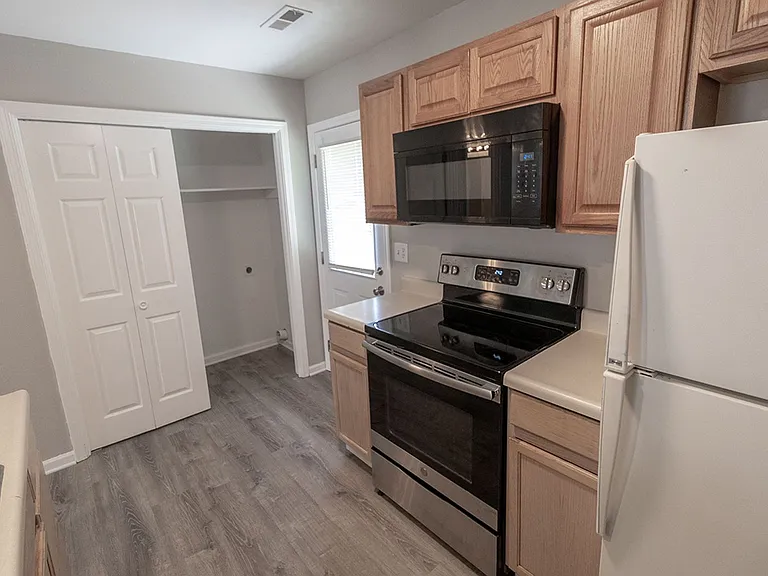 1607 Bold Ruler Ct — Photo 8