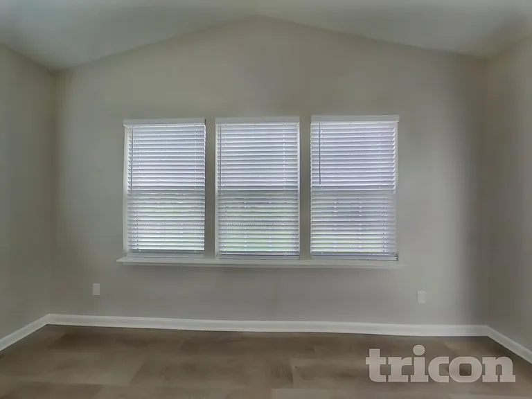 2320 Hanover Rd — Photo 7