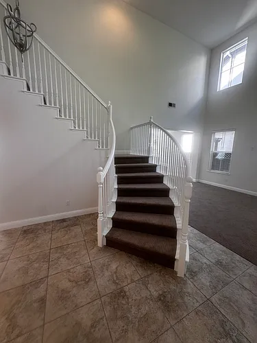 511 W Las Brisas Dr Photo 1
