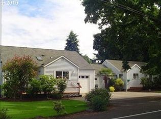 395 Howard Ave, Eugene, OR 97404