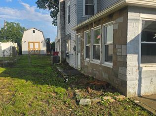 1232 Pine Grove St, Bristol, PA 19007