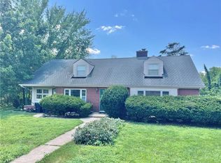 10307 NW Barry Rd, Kansas City, MO 64153