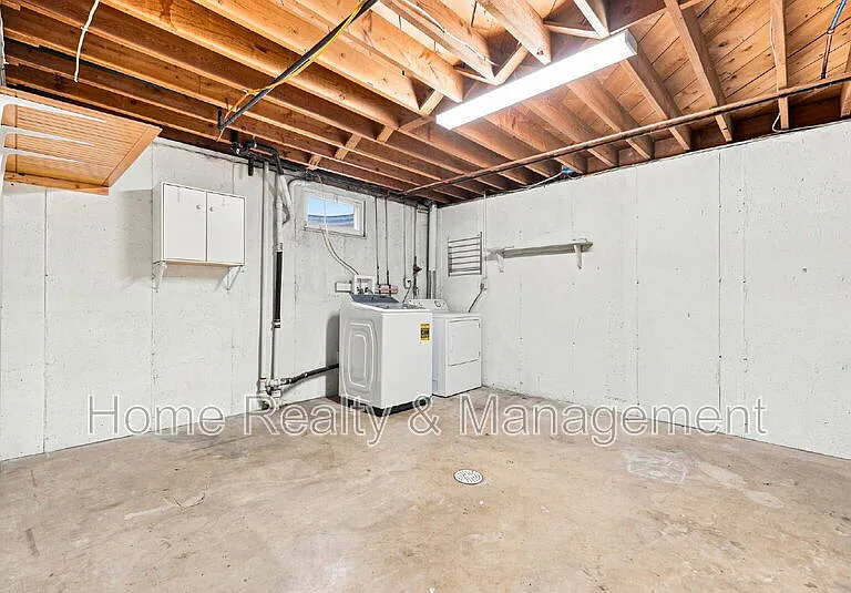 10807 Larry Dr — Photo 27