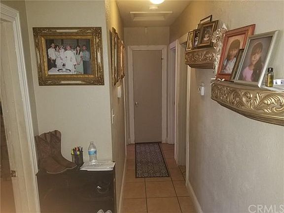 4th image of 1160 E 34th St