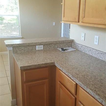 5th image of 270 W 4th St