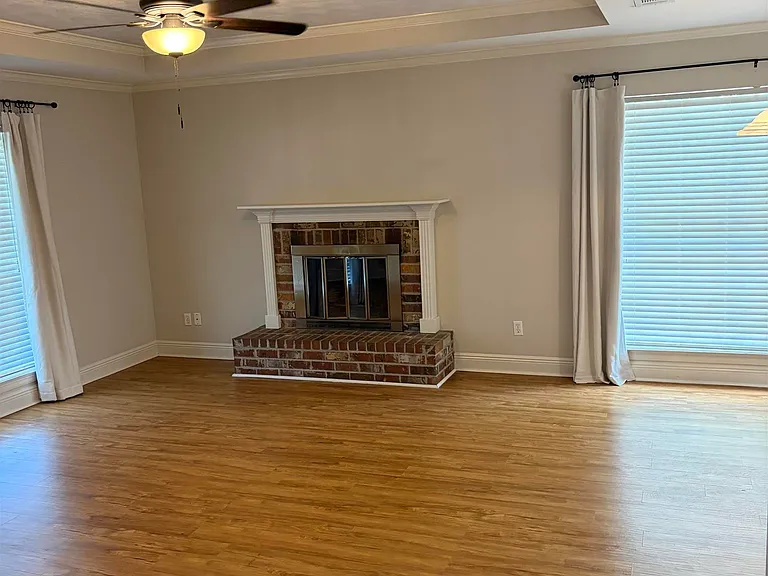17226 Northlake Dr — Photo 11