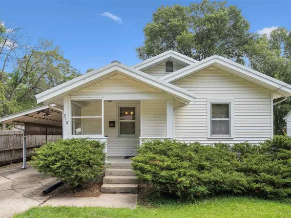 912 Dearborn St, Iowa City, IA 52240