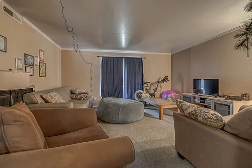 724 W 1720 N Photo 1