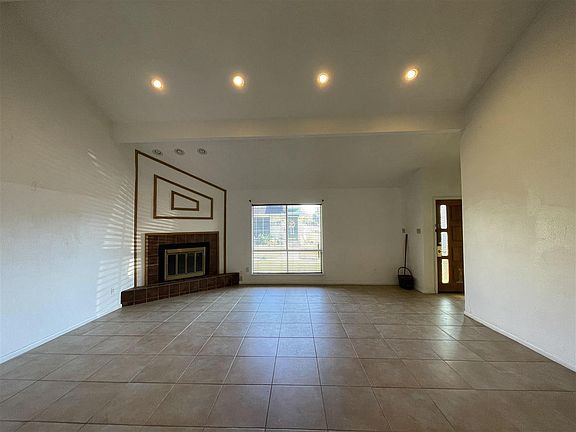 2nd image of 8256 Heartfield Ln