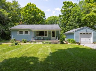 465 Clinton Hollow Rd, Salt Point, NY 12578