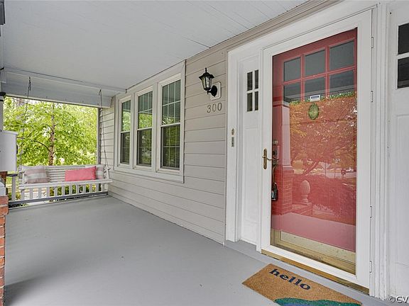 5th image of 300 W 28th St